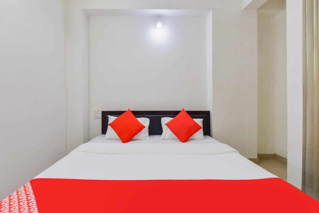 Oyo Hotel Grand Sita Blue Udaipur Exterior foto